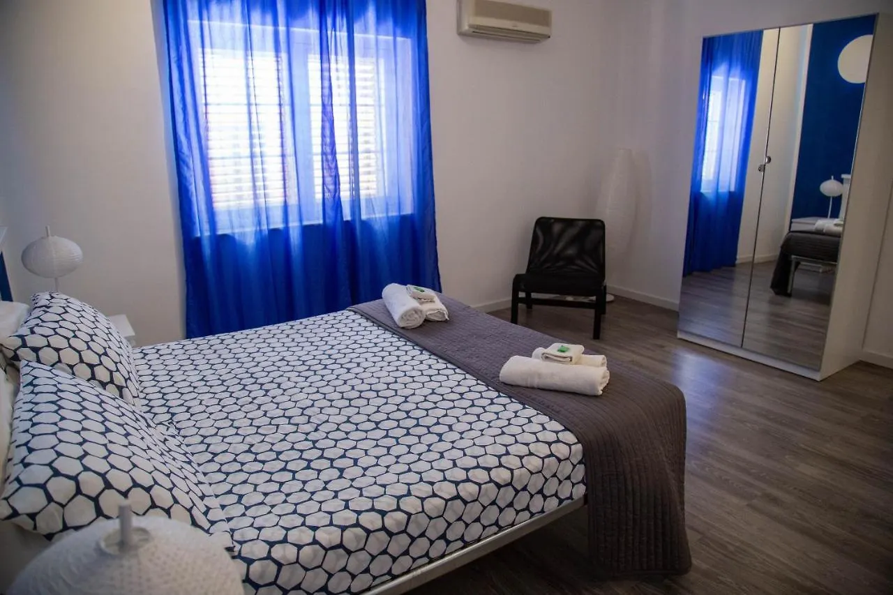 B&B Del Centro E Spa Партинико